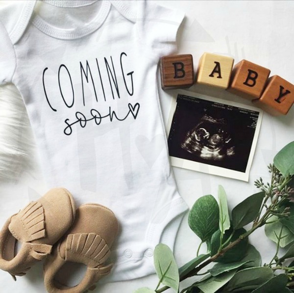 Download 10 More Classy Pregnancy Announcement Ideas The Organized Mom Life